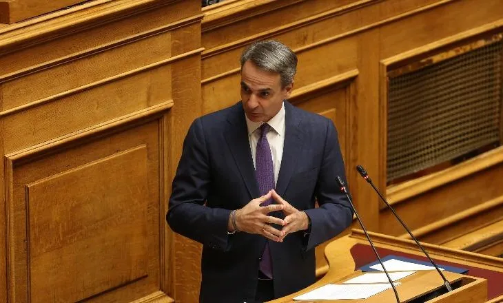 Çfarë ndodhi? Kryeministri grek kërkon heqjen e imunitetit të ministrave, fund punës ‘përjetë’ në shtet