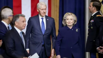 Çifti Clinton pranon të dëshmojnë në hetimin e Kongresit për Jeffrey Epstein