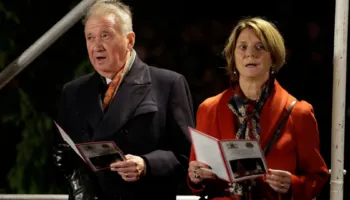 Çifti i diplomatëve norvegjezë merret nën hetim nga autoritetet për lidhjet me Jeffrey Epstein, fëmijët e tyre trashëguan 10 milionë dollarë nga pedofili