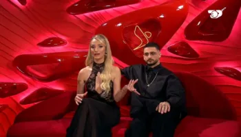 “Çika jem!”/ Afërsia me Gimbon, Selin: Isha në studio, më mbyllët sytë dhe kur i hapa Gimbo më propozoi…
