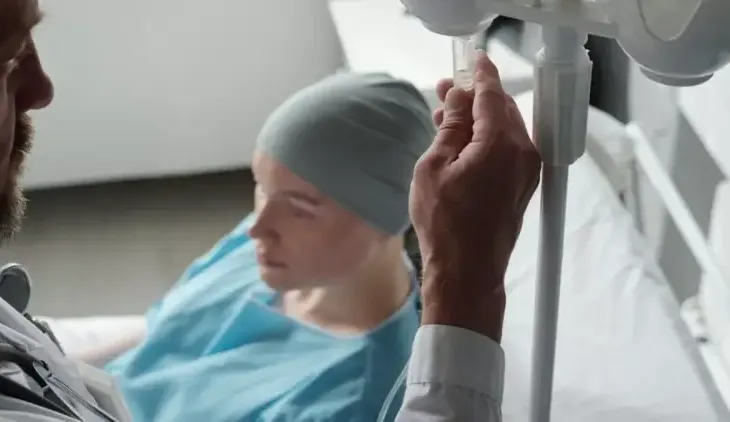 Cila orë e ditës është më efektive kur bëhet kimioterapia