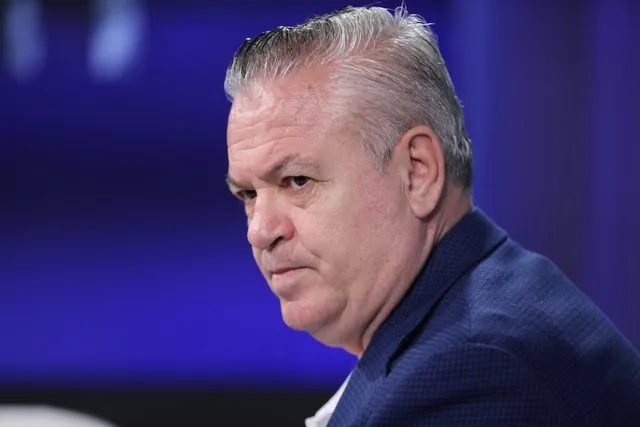 “Ç’janë këto koalicione me Metën e Idrizin?”, Murrizi: Enturazhi rreth Berishës të qërohet një orë e më parë