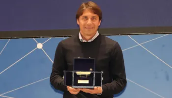 Conte fiton për herë të pestë “Panchina d’Oro”: Vlerësim kolegësh, krenari e vërtetë
