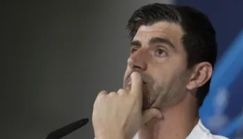 Courtois kundër Mourinho dhe Chilavert: Racizmi nuk justifikohet nga një festim