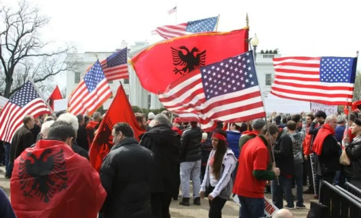Dalin shifrat, sa e madhe është diaspora shqiptare sot në botë?
