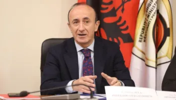 Dashnor Sula merr zyrtarisht detyrën si Kryeinspektor i Përgjithshëm: Me Ramën nuk jemi parë si armiq, por…