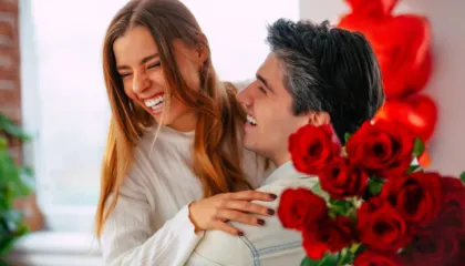 Dashuria, truri dhe algoritmet/ Çfarë po ndryshon në marrëdhëniet moderne, i afron apo largon njerëzit komunikimi seksual përmes mesazheve