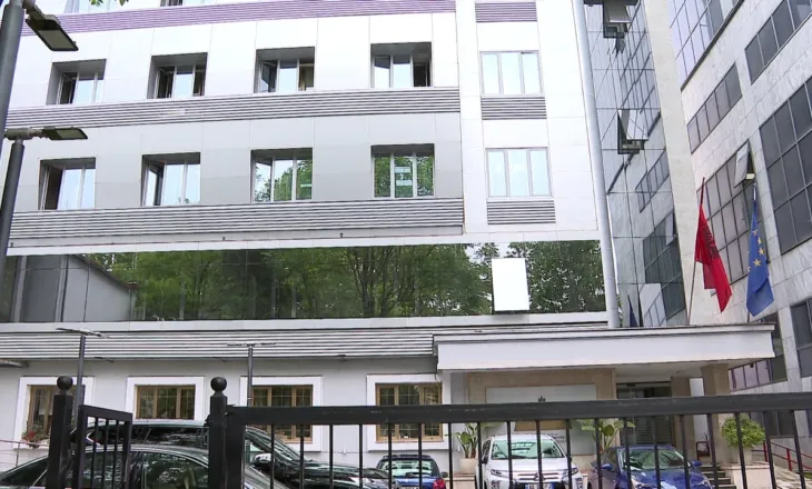 Debati për Spitalin e Lushnjës, Ministria e Shëndetësisë i përgjigjet deputetit Korreshi për gjendjen e rënduar