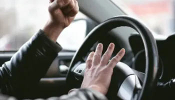 Debatuan për përparësinë në trafik/ Shoferi nga Shqipëria dhunon belgun, rrezikon 6 muaj burg