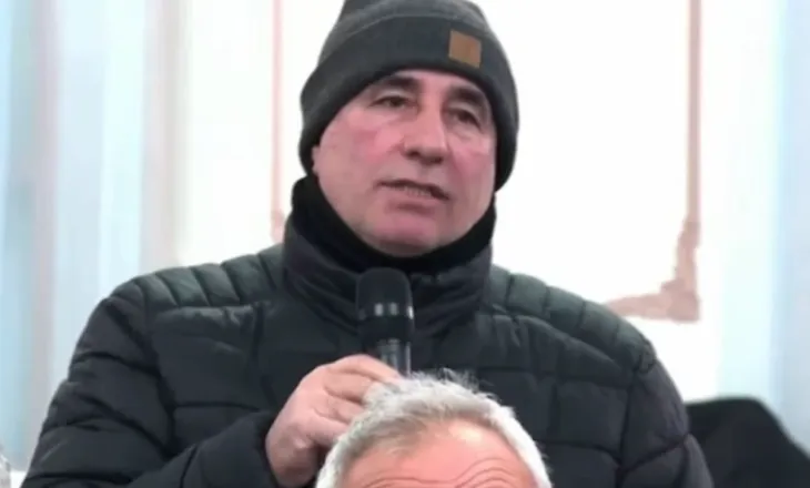 Demokrati: Doktor, mos na sill në protestë nga ata që ke me kollare në Selinë Blu!