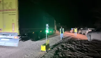 Dëmtohet sërish rruga në aksin Librazhd-Pogradec, kufizohet qarkullimi me një korsi