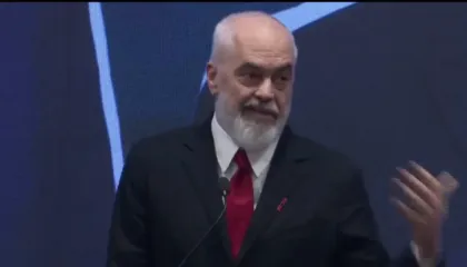 “Dënimi 45 vite, varrosje për së gjalli”, Rama nga Prishtina-Hagës: Prokurori idiotësh, më politike se gjykatat e Serbisë!