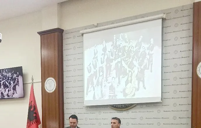 Denis Bizhga: Tish Daija hyri në histori si themelues i një gjinie të re skenike në Shqipëri