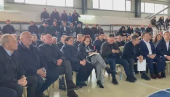 Deputetët e PS dhe PD bëhen bashkë: Hasi të mos preket nga reforma administrative