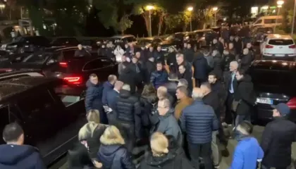 Deputeti demokrat Bledion Nallbati çohet me urgjencë drejt Traumës, PD: Ka goditje në kokë