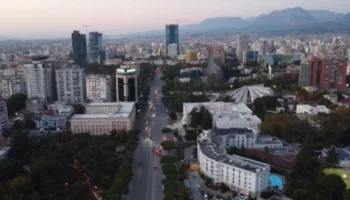 Deri në 1800 euro në muaj, qiratë e banesave në Tiranë po bëhen të papërballueshme!