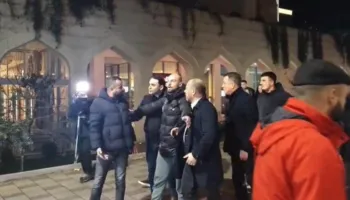 Dhunuan 2 persona në protestë me pretendimin se ishin agjentë civil, Policia nis hetimet ndaj Nokës dhe Mziut