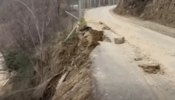 Ditë e re dhe shembje e re, denoncohet edhe dëmtimi i rrugës në Picrragë të Krujës (Video)