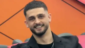 Dj Gimbo habit me rrëfimin: Ish e dashura më ka tradhtuar me kolegun tim