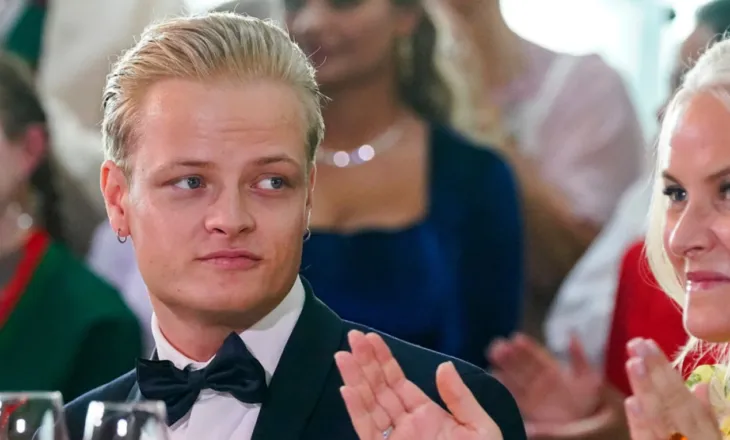 Djali i Princeshës Mette-Marit përballet me akuza të rënda, pallati mbretëror norvegjez zgjedh të mbajë distancë