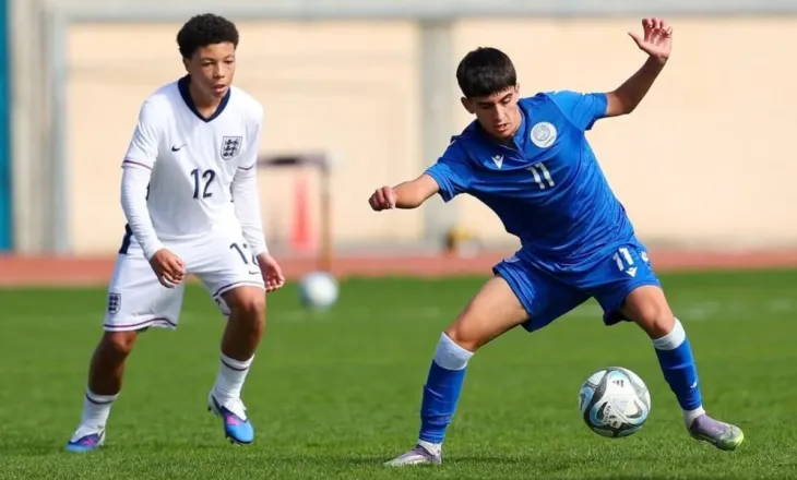 Djali i Thiago Silvës larg Brazilit, bën debutimin e tij me kombëtaren e të rinjve të Anglisë