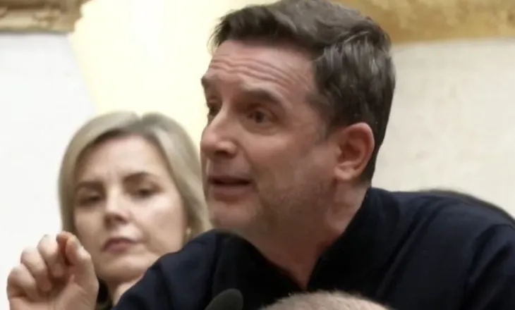 “Do bëj kallëzim penal”/ Braçe parlajmëron drejtorinë e Tatimeve dhe AKU: Nuk kthejnë përgjigje, mbaj unë përgjegjësi për…