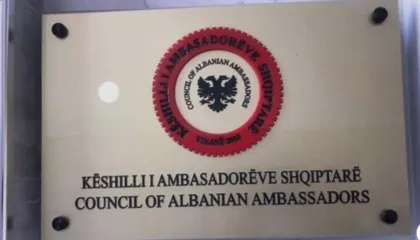 ‘Do ndjekim rrugët ligjore’/ KASH i zhgënjyer nga votimi i projektligjit për shërbimin e jashtëm në komisionet parlamentare, thirrje për tërheqje