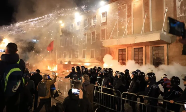 “Do të shmanget Kuvendi”/ PD heq dorë nga skenari klasik, do të mblidhen para Kryeministrisë, pastaj…