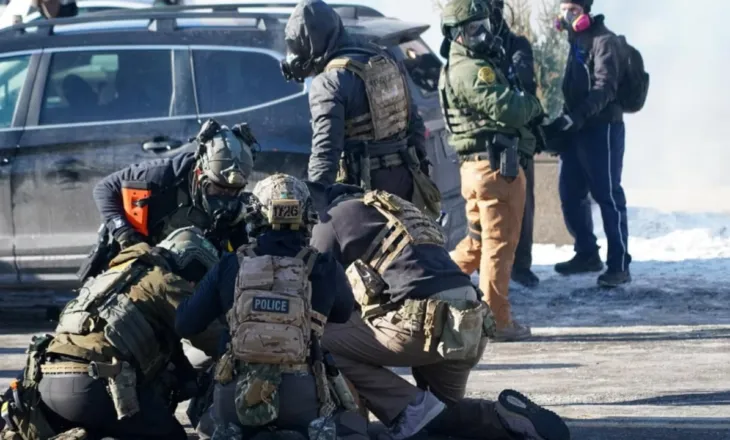 Donald Trump tërheq 700 agjentë të ICE nga Minneapolis, drejtori i Kontrollit të Kufijve: Misioni ynë nuk ka mbaruar