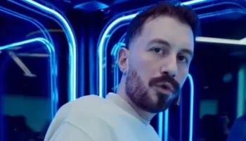 Donald Veshaj na prezanton me projektin e ri: “Prit ta mbaroj”