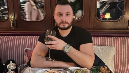 Dor Puka, mjeshtri i grabitjes së shtëpive në Angli, The Telegraph: Qeveria ka 10 vite që nuk e dëbon dot