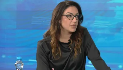 “Dorëheqja e Karçanaj e detyruar”, Llabani zbulon detajet:Kam informacion se ka blerë një pronë 300-400 mijë euro tek..