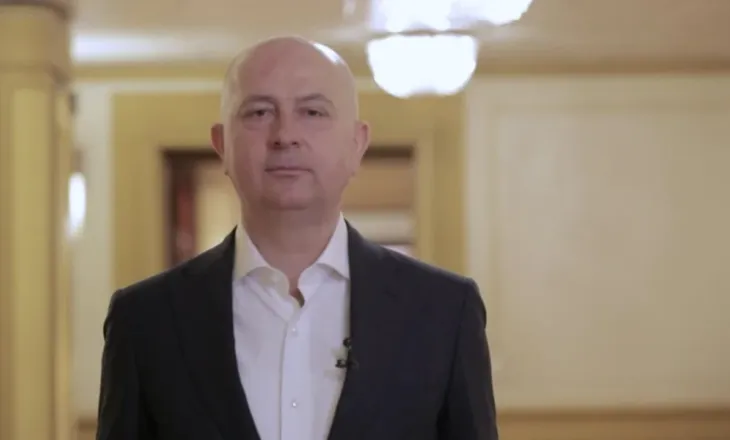 Dosja e Taçit/ “Rezarti është shumë i inatosur”, zbardhen komunikimet që “fundosën” biznesmenin: Dua të shoh me sytë e mi që paratë janë në llogari