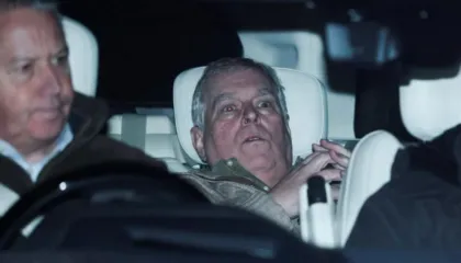 Dosja “Epstein”, lirohet pas disa orësh në paraburgim vëllai i mbretit Charles