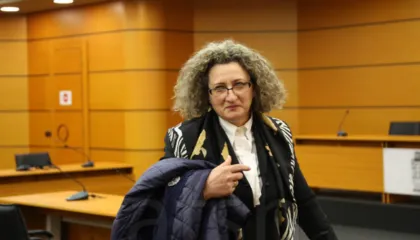 “Drejtësi apo pazare?”, Malltezi publikon fakte tronditëse: Arben Kraja në komunikime jashtë ligjit me Irena Gjokën