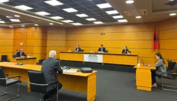 Drejtësia mbyll përfundimisht dyert për çdo ish-magjistrat që është shkarkuar apo iu shmang vetingut