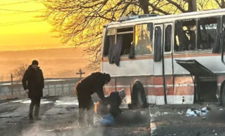 Droni rus godet një autobus në Ukrainë, humbin jetën 15 persona