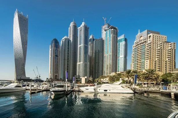 Dubai nuk mund të konsiderohet më strehë për kriminelët, 15 shqiptarë i dorëzohen drejtësisë