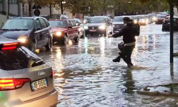 Durrësi nuk gjen qetësi, përmbytet sërish pas reshjeve të dendura të shiut