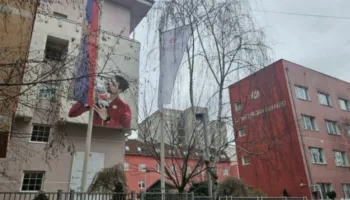 DW: A po mbyllen institucionet e fundit serbe në Kosovë?