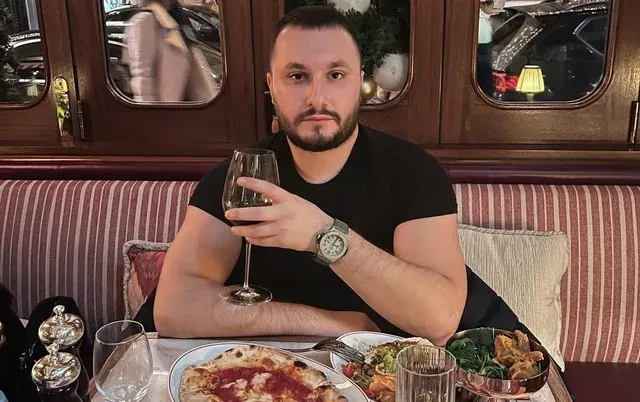 Dy herë i dënuar për grabitje/ Kush është shqiptari që Britania nuk e dëbon dot?