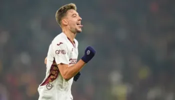 Dy klube angleze vihen në lëvizje për Muçin, “trembet” Trabzonspor