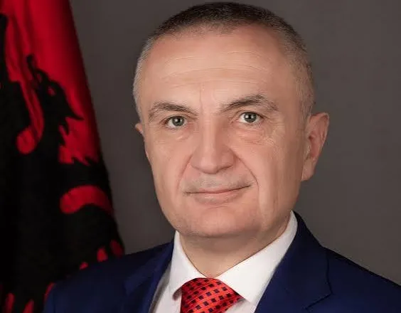 Dy statndardet e te njejtes gjykate me Meten dhe Veliajn/ Kushtetuesja i cakton datën e gjyqit per presidentin e PL