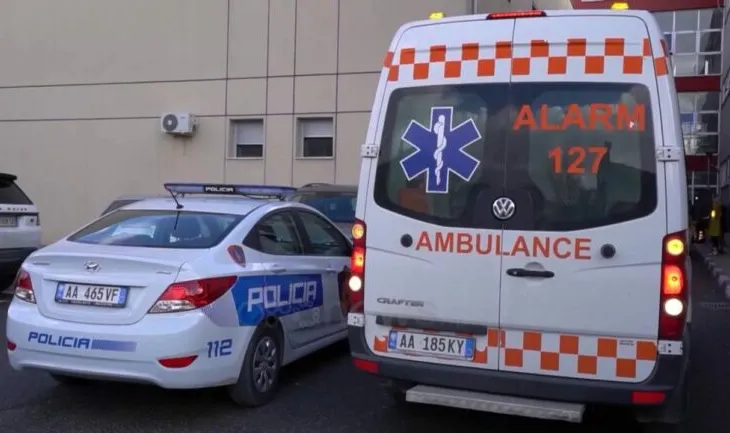 Dy të vdekur në Tiranë/ Njëri arrest kardiak në makinë, një grua mbytet në restorant