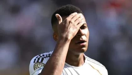 E ofendoi arbitrin me fjalën “klloun”, asnjë sanksion për Mbappe në horizont