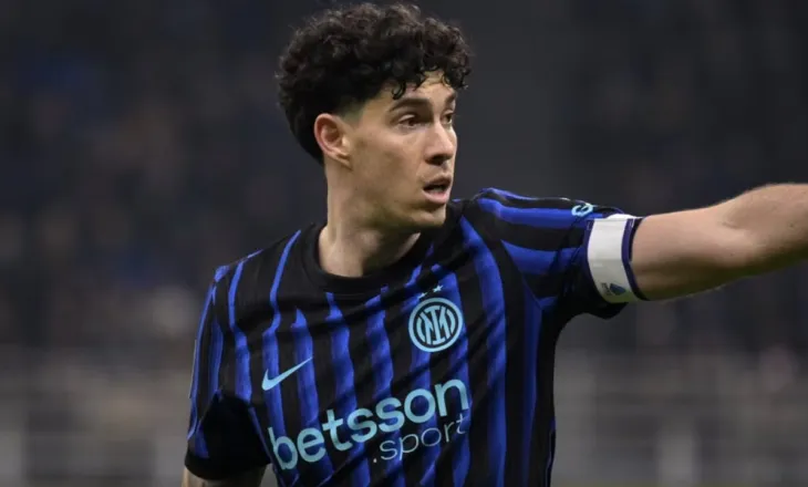 E pazakontë, Bastoni u fërshëllye në mënyrë të papritur nga tifozët e Lecces, regojnë Kolarov dhe Chivu