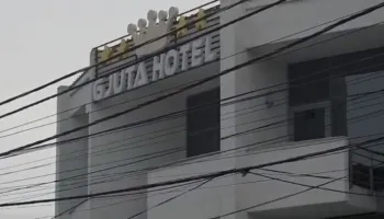 E reja u vetëplagos me armë në biznesin e tyre, zbardhet dëshmia e familjes Gjuta: E gjetëm në rrugë, kishim frikë mos…