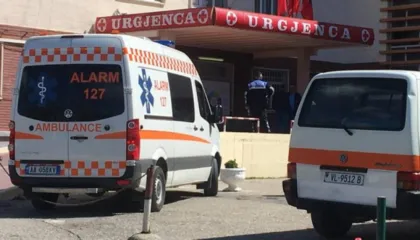 E rëndë/ 4-vjeçari mbërrin pa jetë në spital, familjarët: Kishte të vjella pasi konsumoi mjaltë