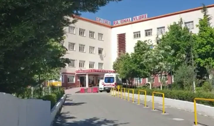 E rëndë në Vlorë/ 4-vjeçari dërgohet pa shenja jete në spital, dyshimet e para
