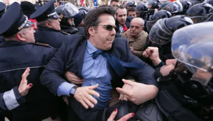 Edi Paloka: Me 10 shkurt nuk ka tërheqje nga sheshi para kryeministrisë!